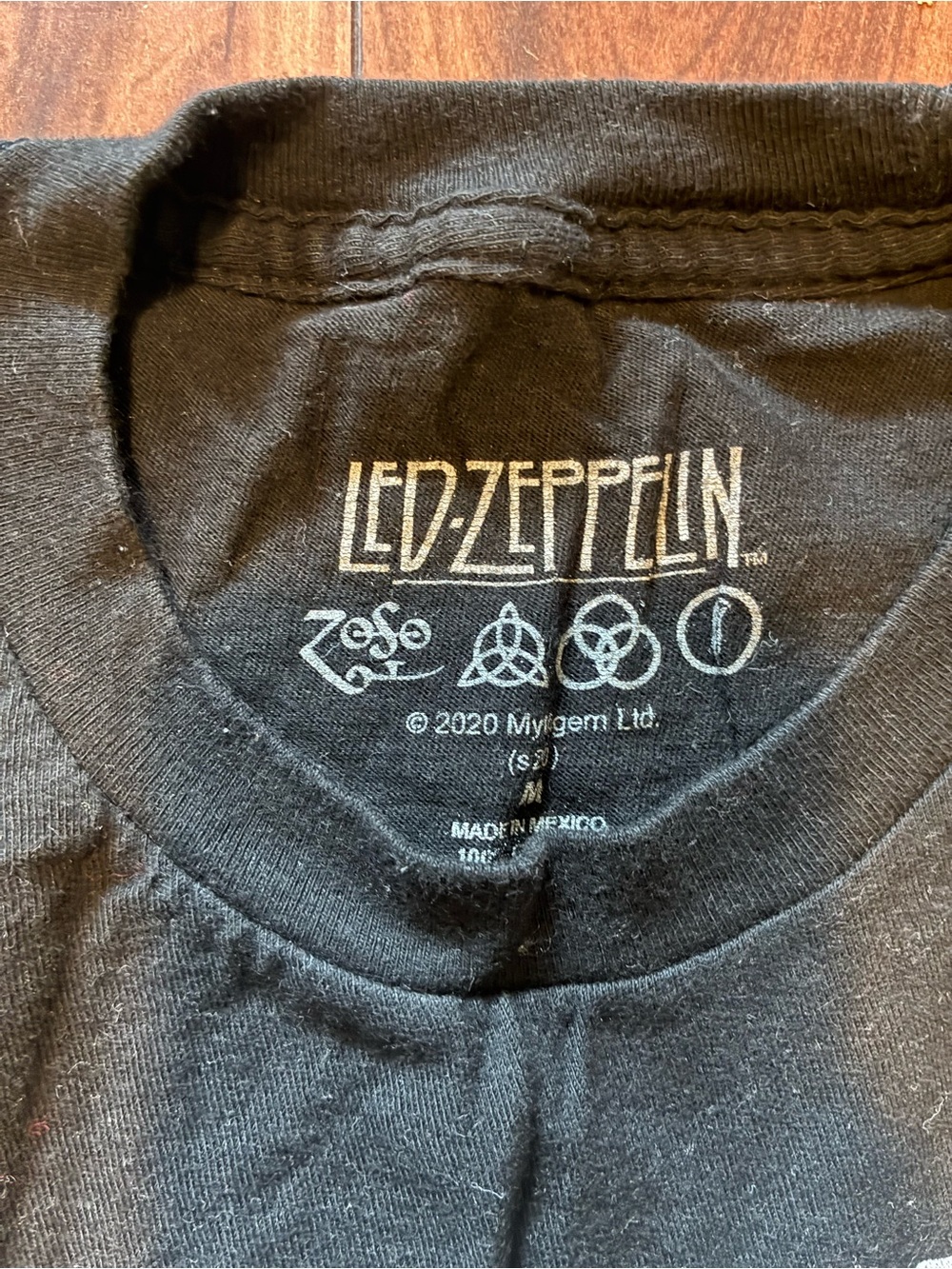Vintage Graphic Led-Zeppelin Band T-Shirt - Picture 2 of 3